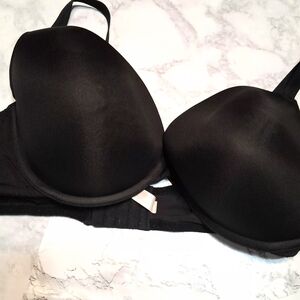 🎊Cacique Elegant Black Padded Wire Bra